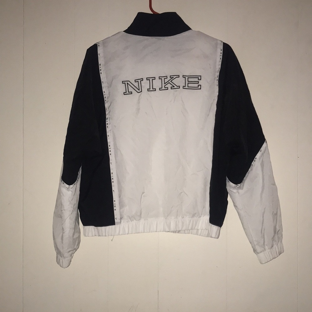 Nike windbreaker - Picture 1 of 3